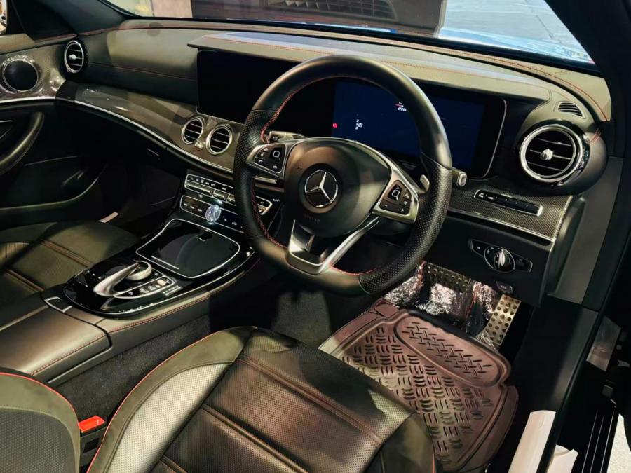 E43 4MATIC AMG - Image 3